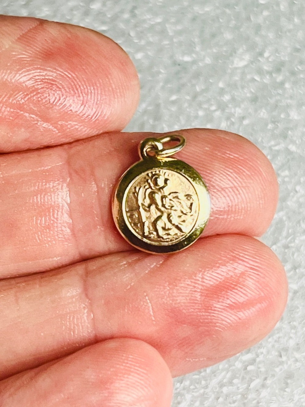 10k Solid Gold Saint Christopher 1/2 Inch Round Pendant Medal